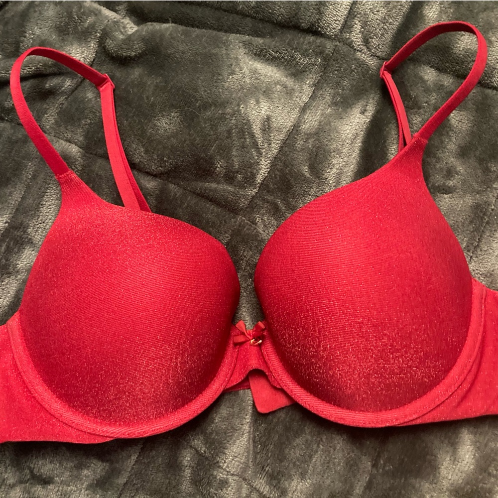 Victoria's Secret body push up bra